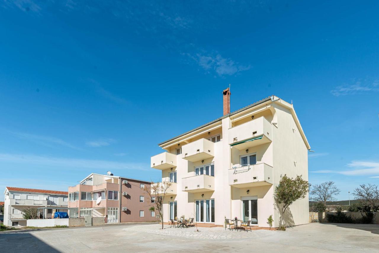 Apartments Adria Turanj Extérieur photo