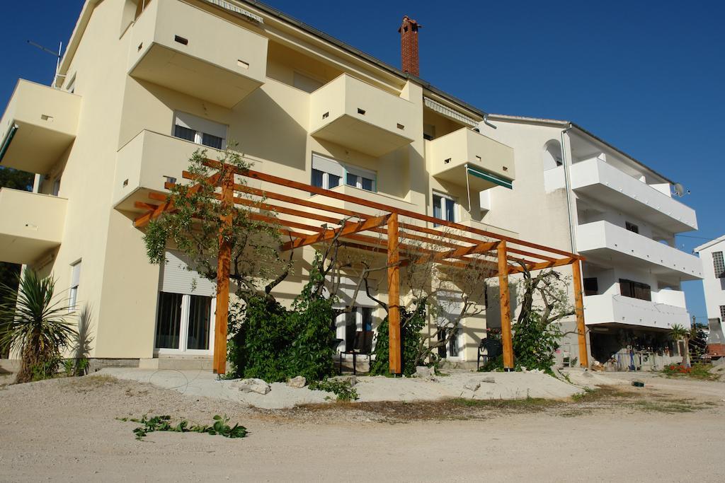 Apartments Adria Turanj Extérieur photo