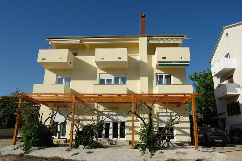 Apartments Adria Turanj Extérieur photo